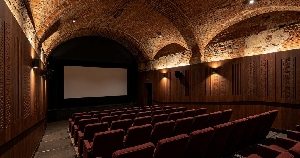 independent arthouse cinema acoustics
